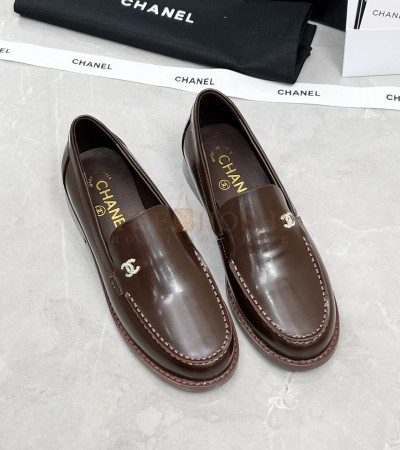 CHANEL CC CRYSTAL LOAFERS PATENT CALFSKIN LAMBSKIN LINING BRWON MASTER QUALITY - Women US 5= EU 35= 22.5 cm= UK3